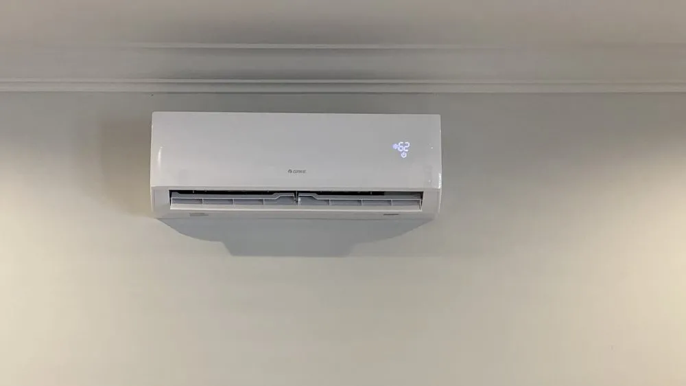 Slide of Rayson's Air Conditioning & Heating