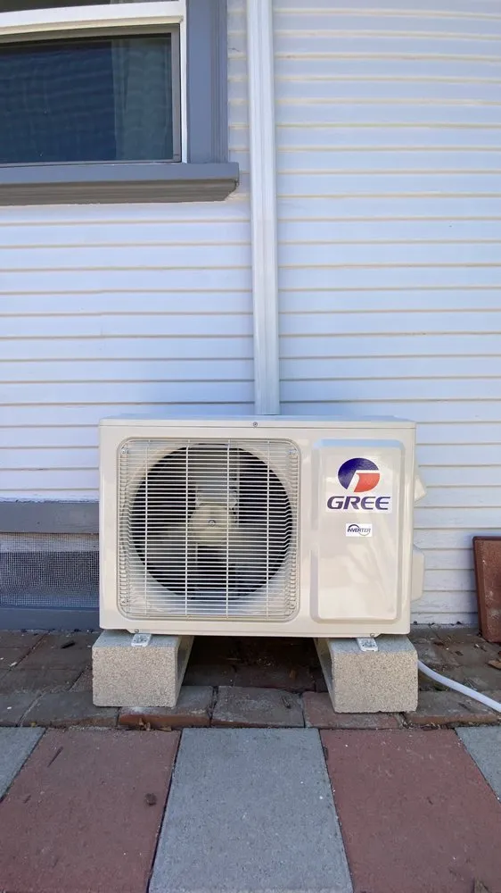 Slide of Rayson's Air Conditioning & Heating