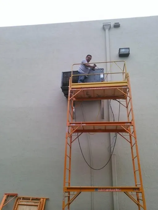 Slide of RB Air Conditioning El Doctor De Los Appliances