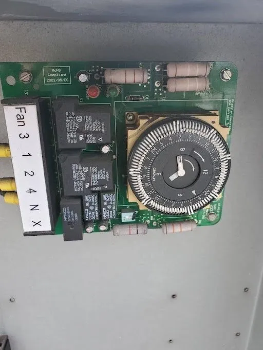 Slide of RB Air Conditioning El Doctor De Los Appliances