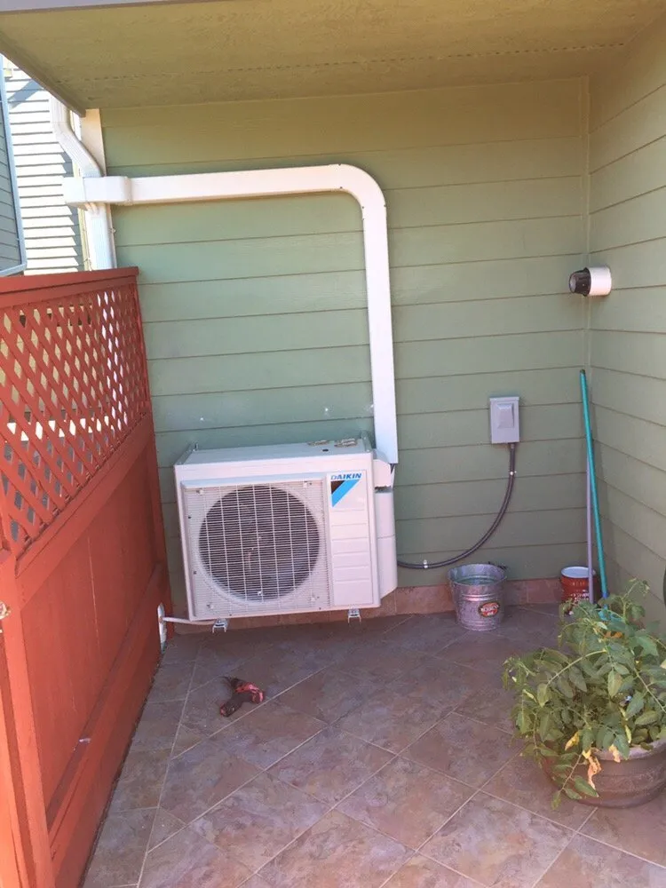 Slide of RContractors Vega First