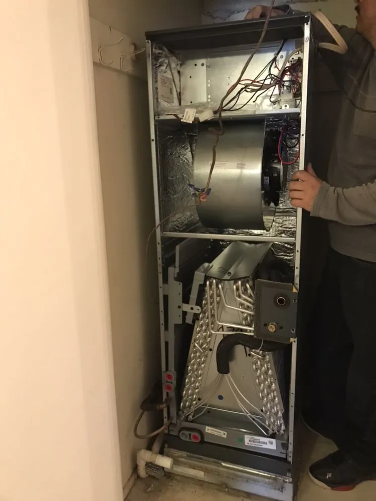 Slide of RDZ Heating & Cooling