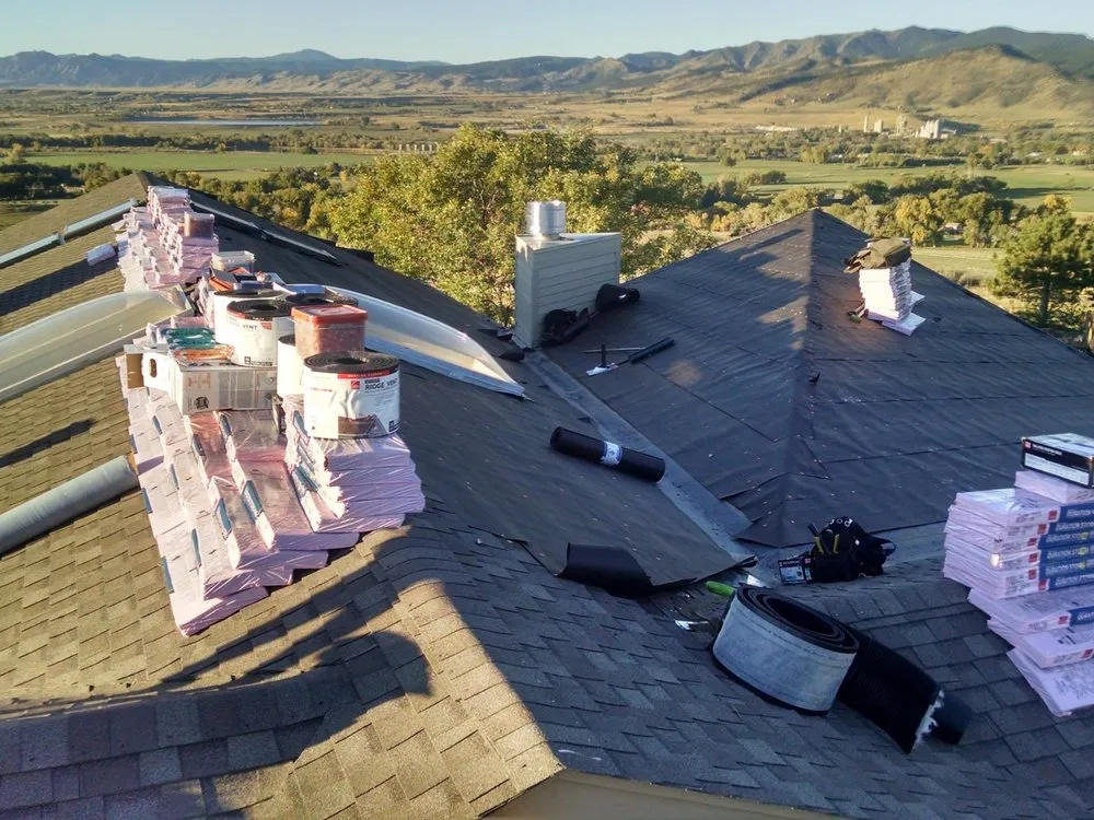 Slide of Read's Roofing & Repair