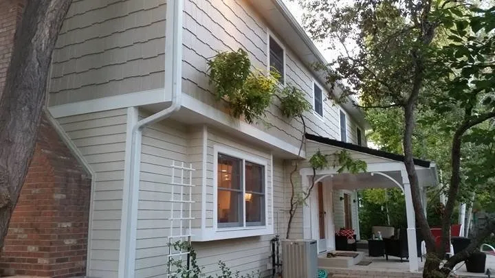 Slide of Read's Roofing & Repair