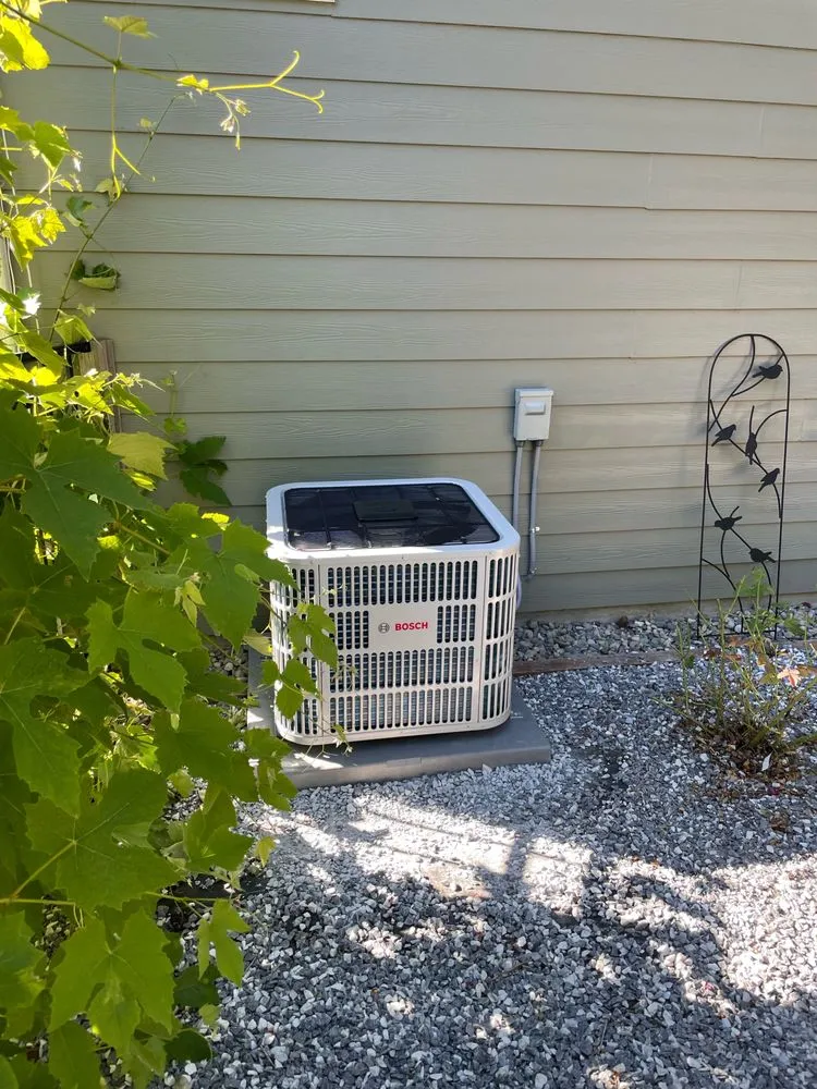 Slide of Ready Energy Solutions