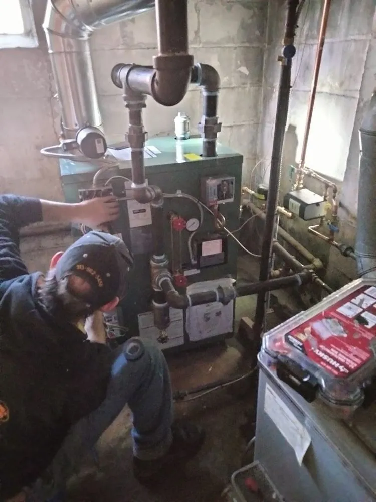 Slide of Reckingers Heating & Cooling