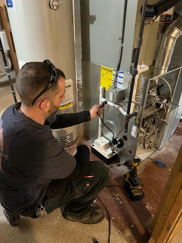 Slide of Reckingers Heating & Cooling