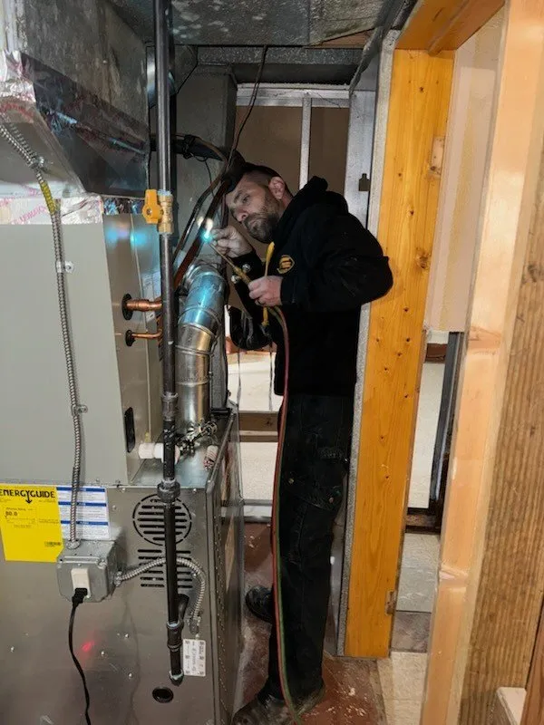 Slide of Reckingers Heating & Cooling