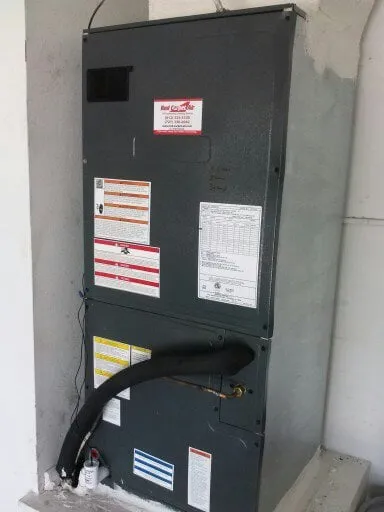 Slide of Red Carpet Air