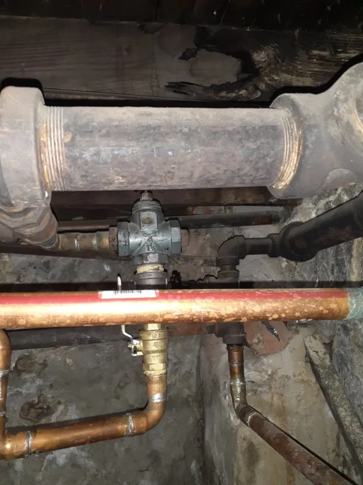 Slide of Red Star Mechanical Group