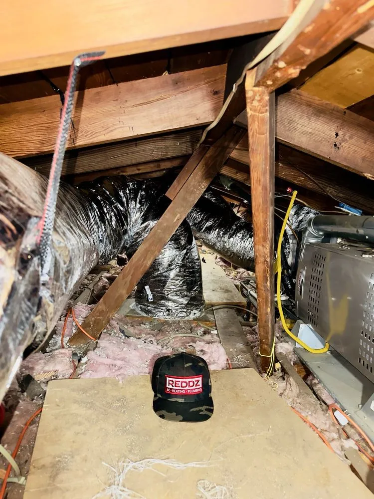 Slide of Reddz Heating and Air