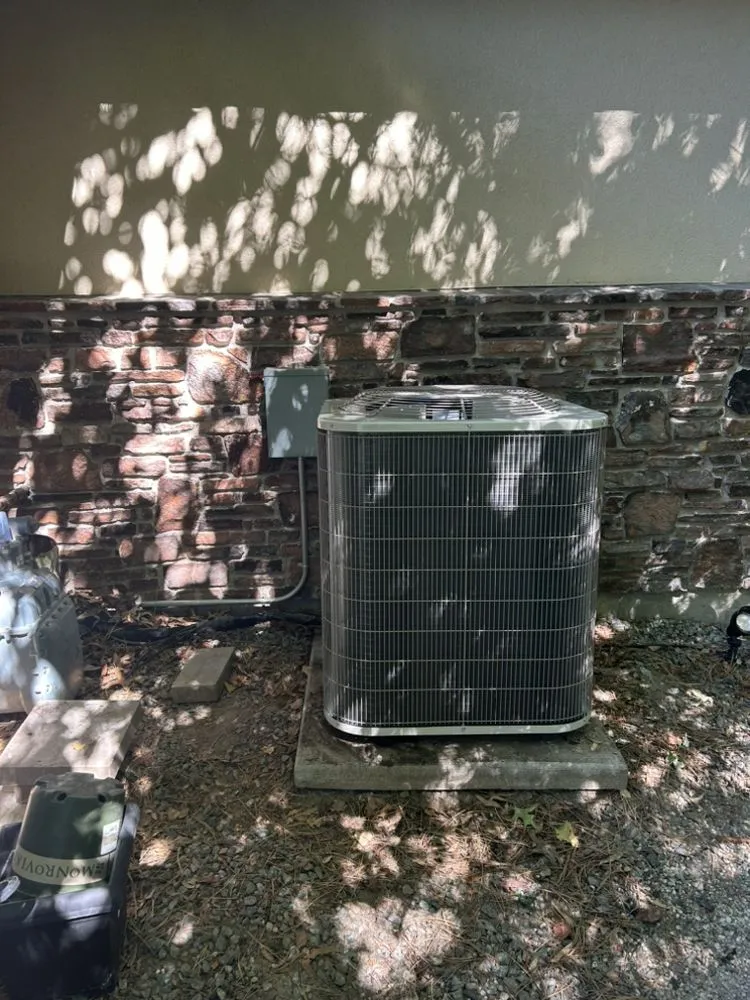 Slide of Red’s Refrigeration