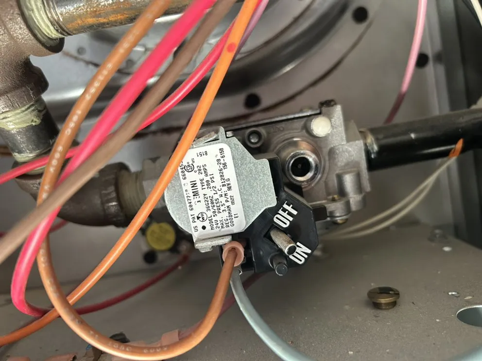 Slide of Red’s Refrigeration