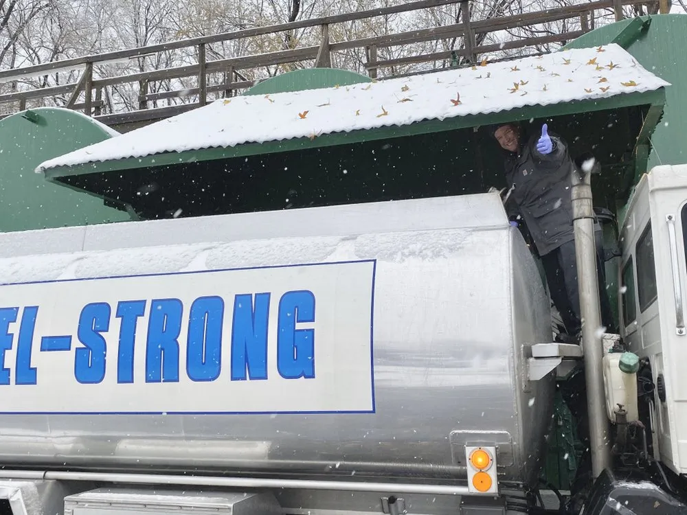 Slide of Reel-Strong Fuel - Air Conditioning & Heating