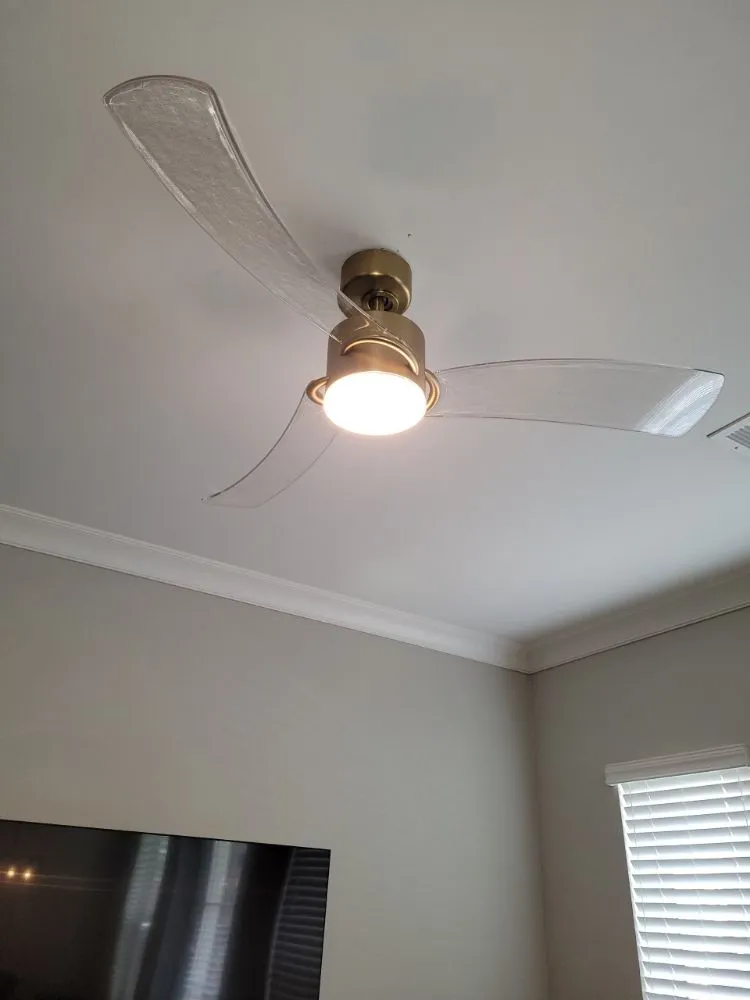 Slide of Reesio's Repairs and Renovations