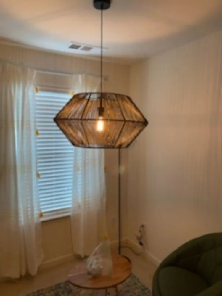 Slide of Reesio's Repairs and Renovations