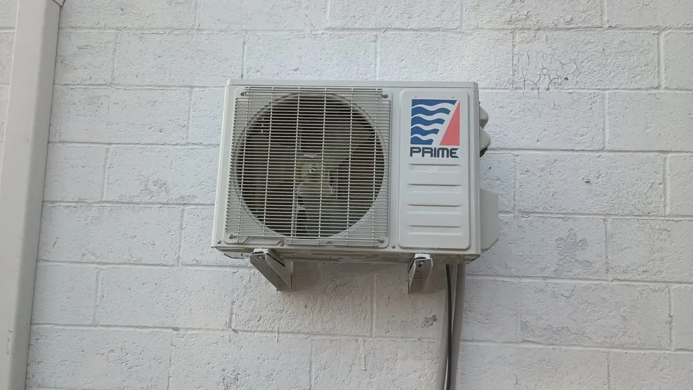 Slide of Refri Jaquez