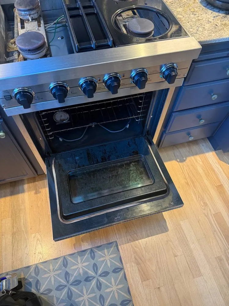 Slide of Refrigeration Experts