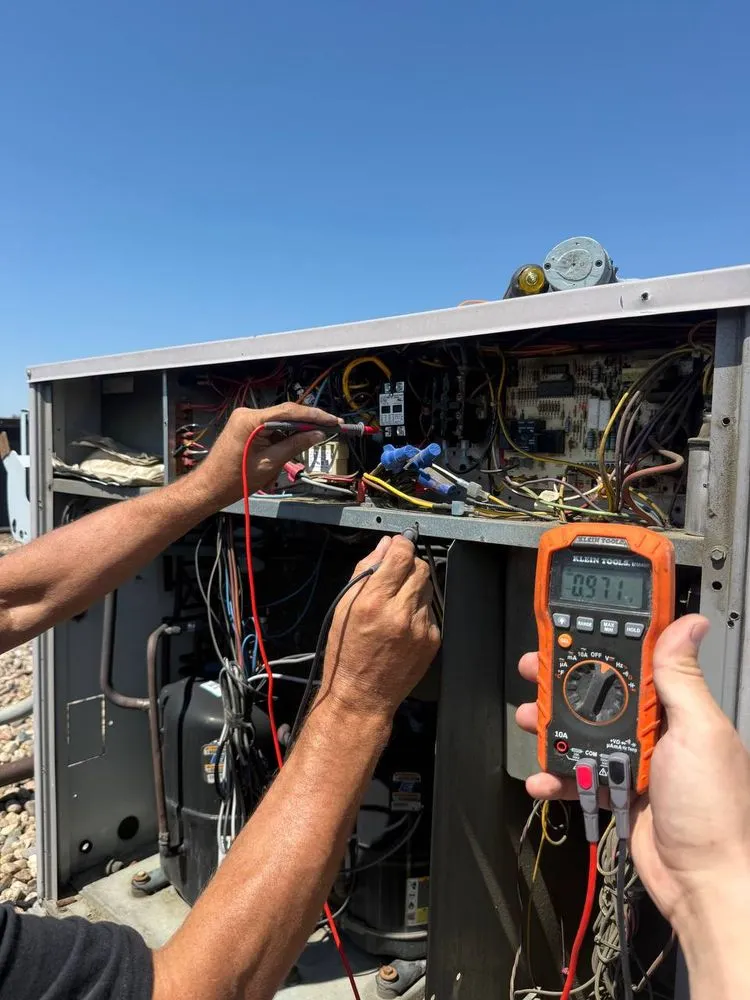 Slide of Refrigeration Experts