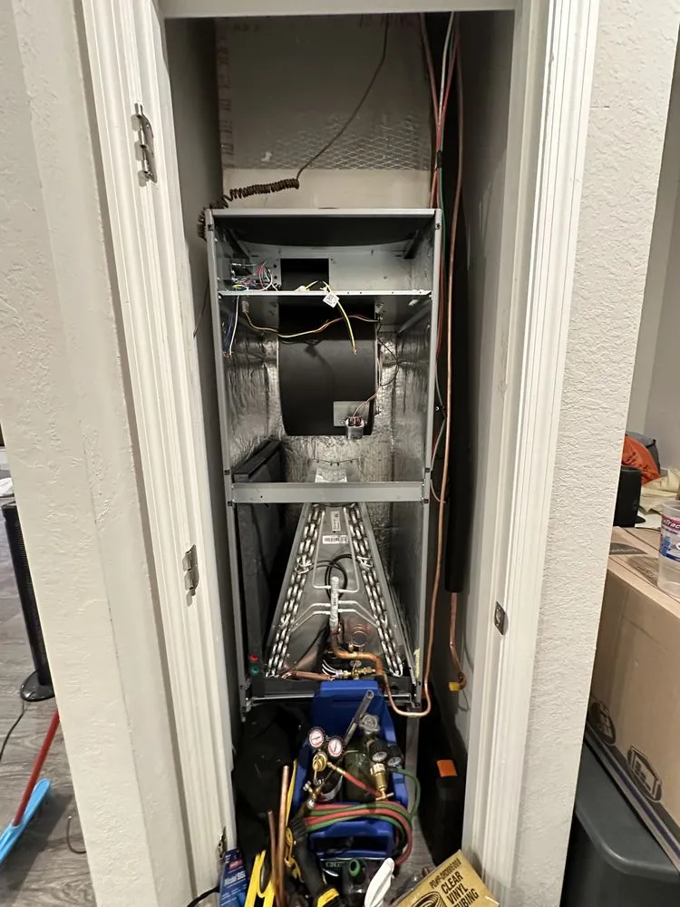 Slide of Refriray Services