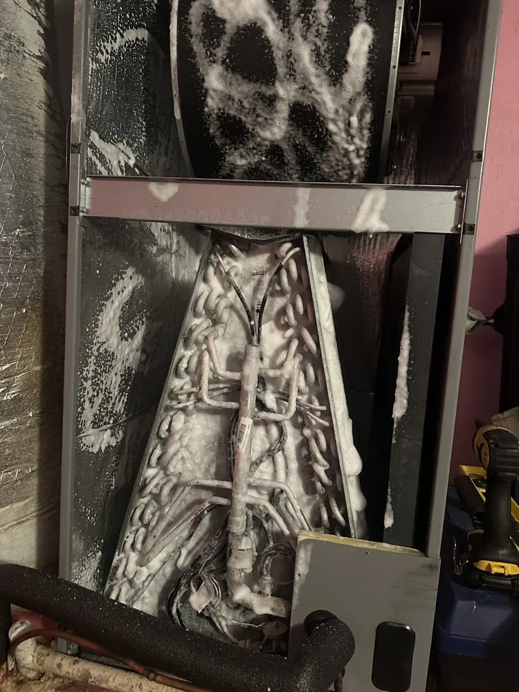 Slide of Refriray Services