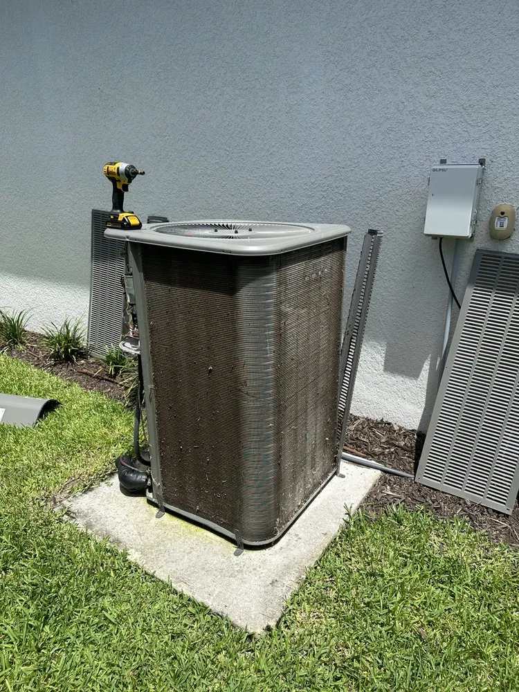 Slide of Refriray Services