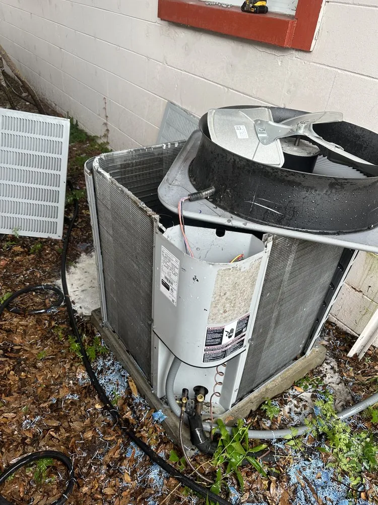 Slide of Refriray Services