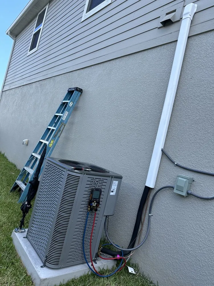 Slide of Refriray Services