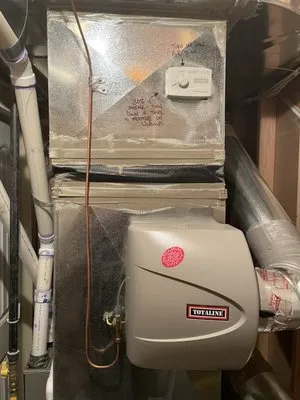 Regional Heating & Air Conditioning Logo