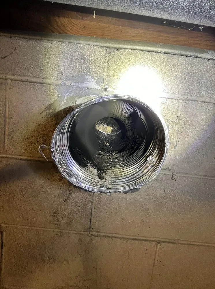 Slide of Regis Duct Cleaning