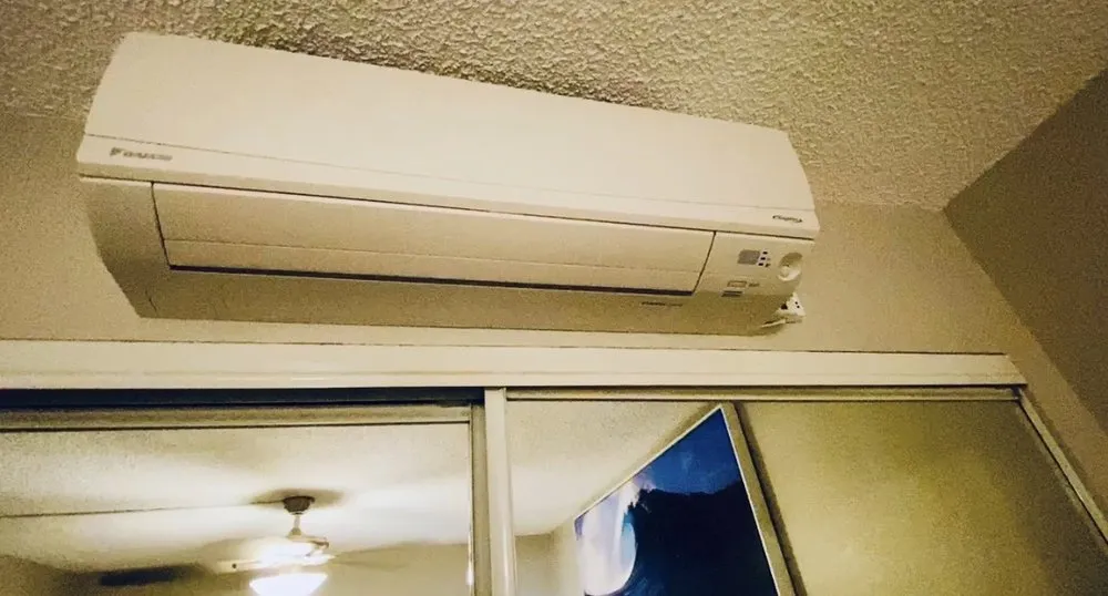 Slide of Relax In Paradise Ripac