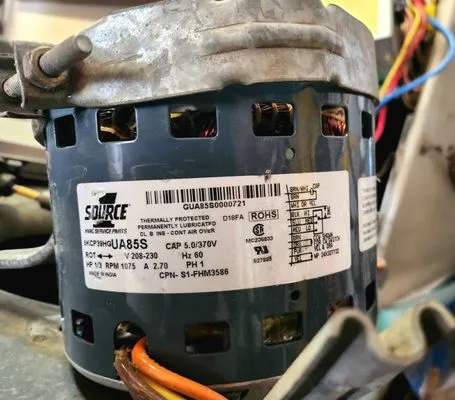 Relaxed Heating & Air Logo