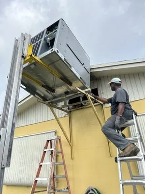 Reliable Clean Air Logo