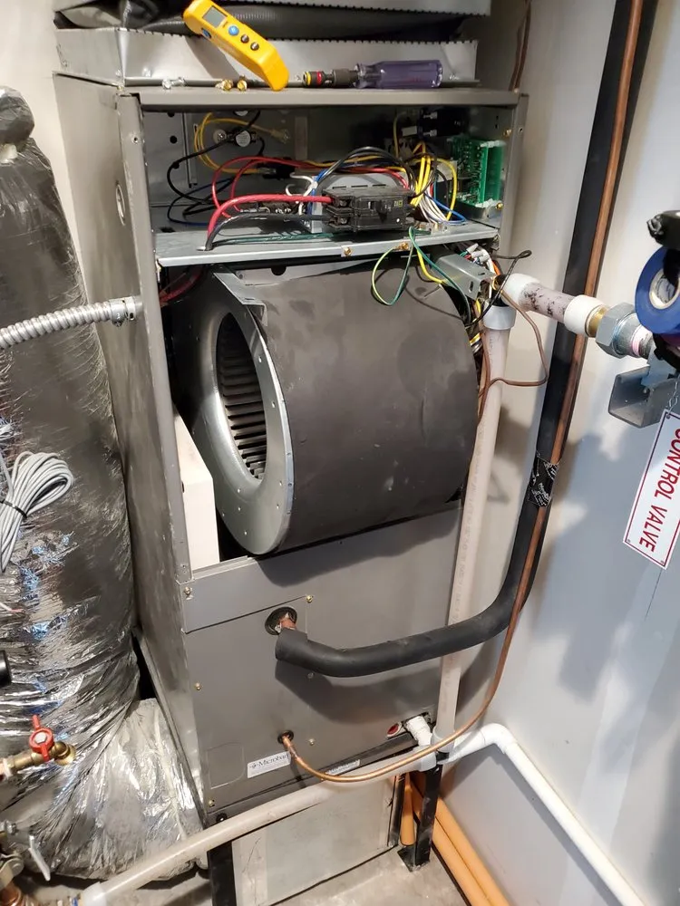 Slide of Reliant HVAC Services