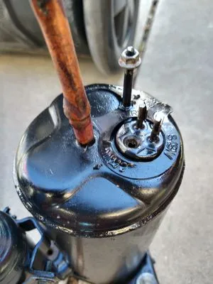 Repair Service Specialist Logo