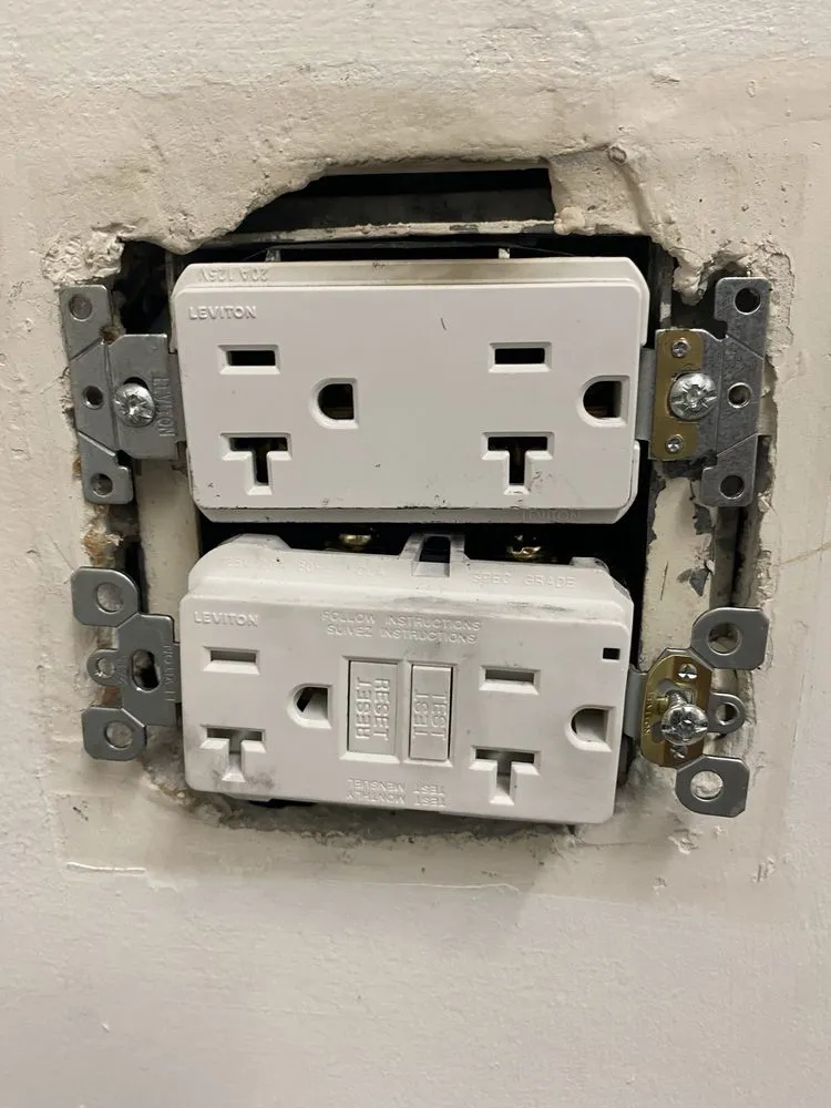 Slide of Repair Tech