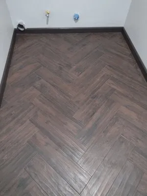 Repairman Service Logo