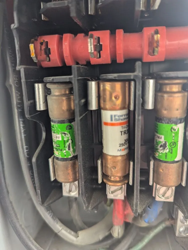 Slide of Resolute Heating & Air