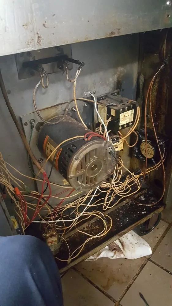 Slide of Restaurant & Kitchen Solutions