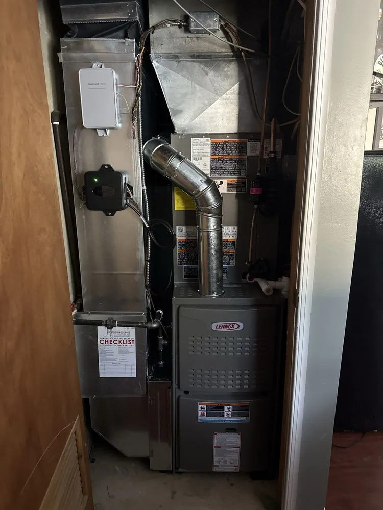 Slide of Retro HVAC Service & Installation