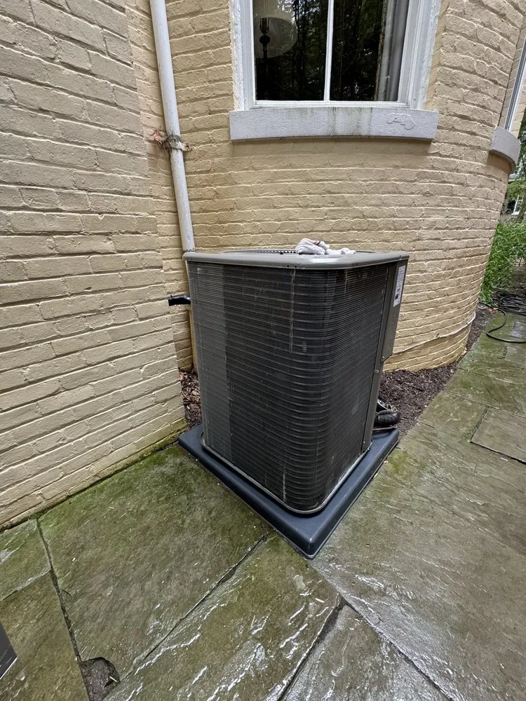 Slide of Reyes Heating & Cooling