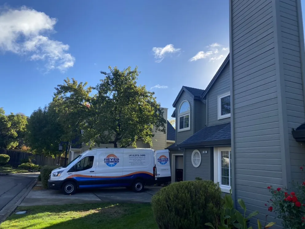 Slide of Reyes Heating And Air