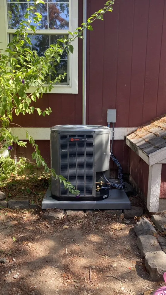 Slide of Reyes Heating And Air