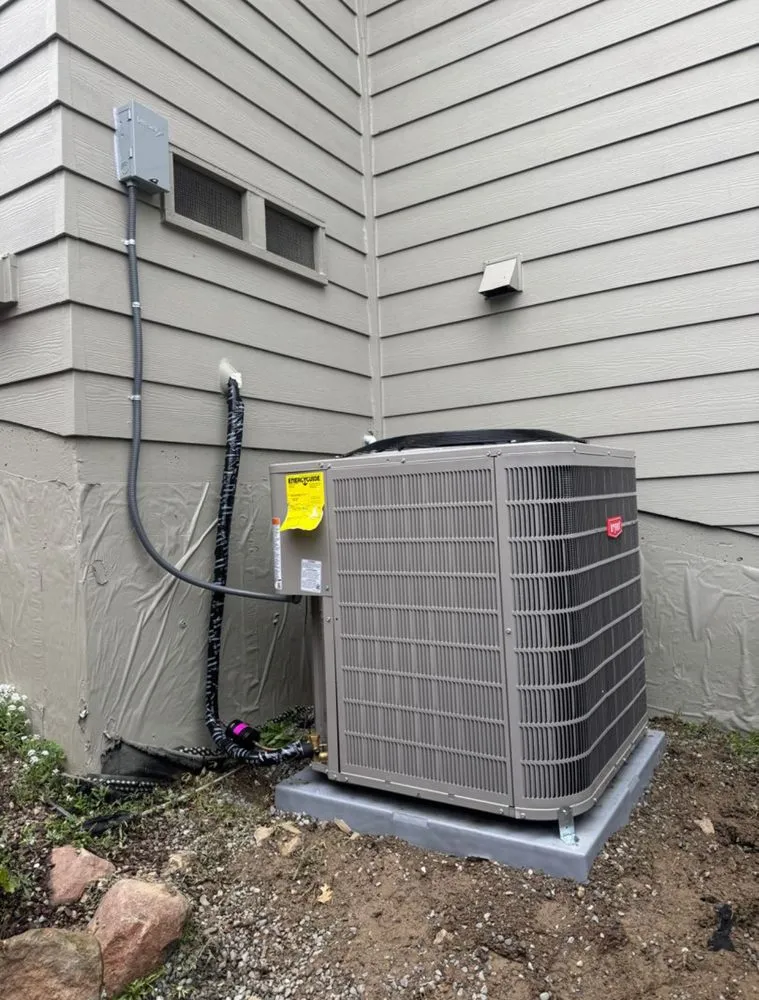 Slide of Reyes Heating And Air