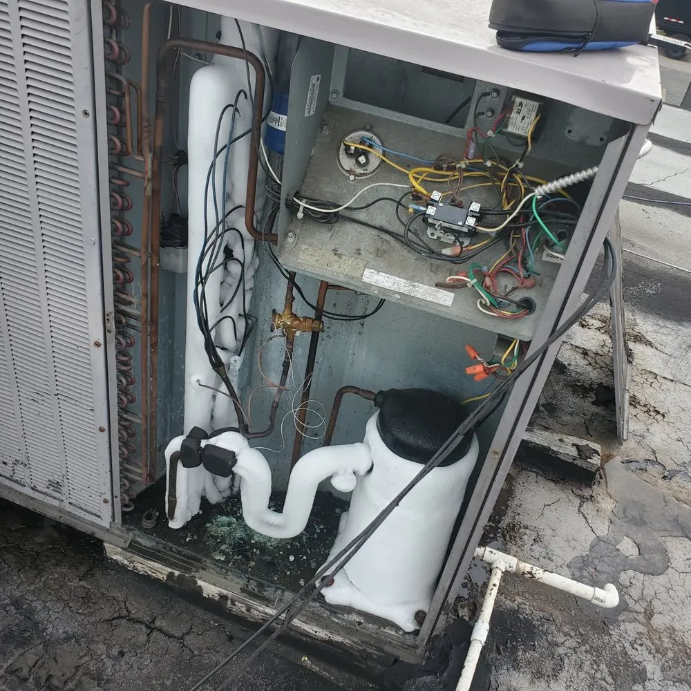 Slide of Reyes Hvac Mechanical