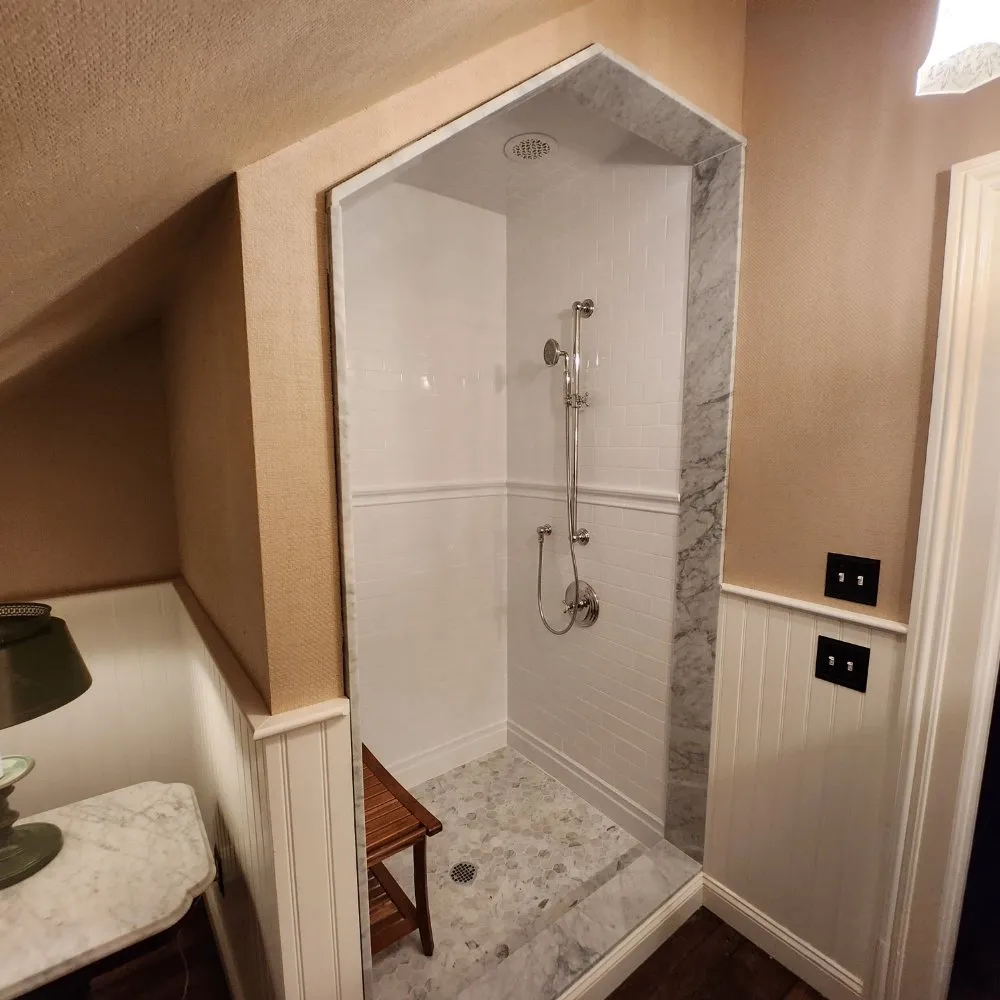 Slide of Reynolds Plumbing & Heating