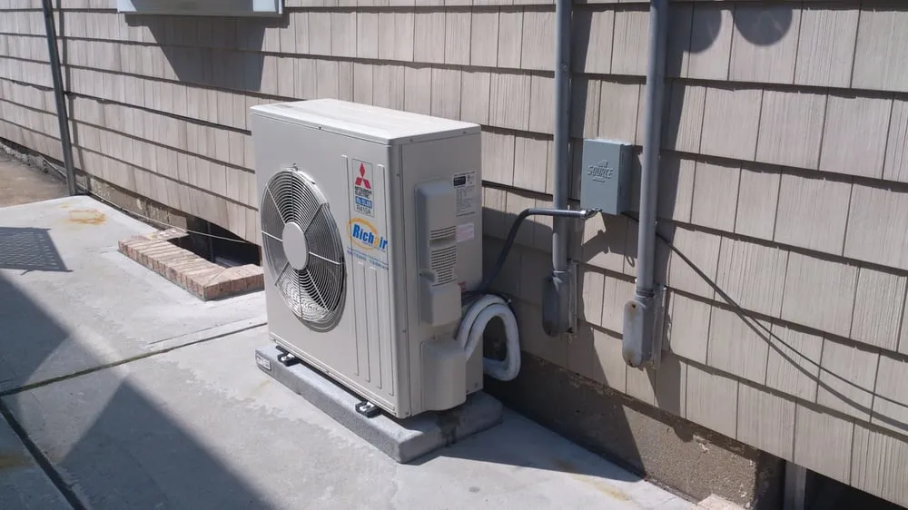 Slide of Richair Comfort Solutions