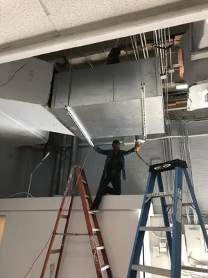 Richard's Air Conditioning & Heating Logo