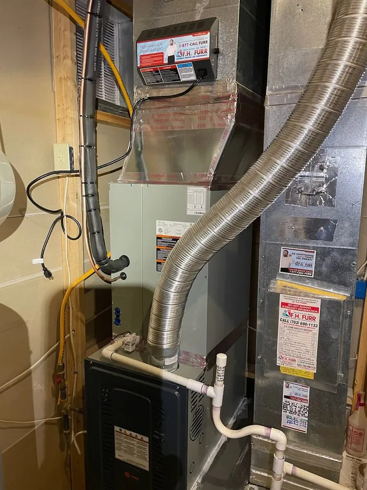 Slide of Richmond Air