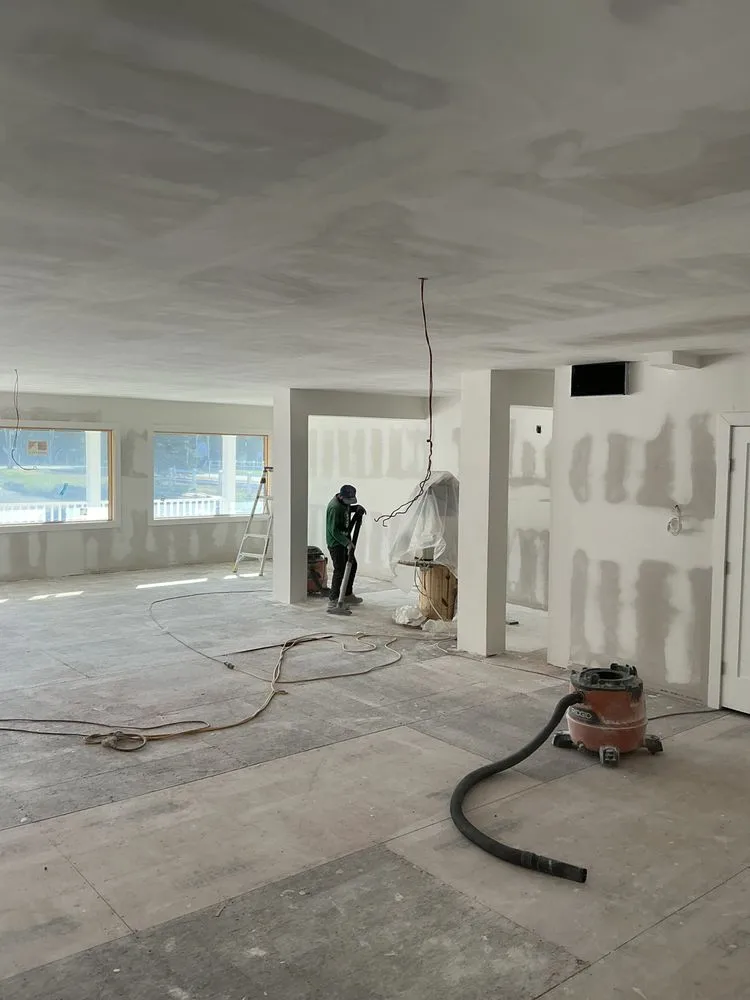 Slide of Rick's Carpentry & Services